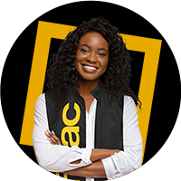 Jade, conseillère Fnac Photo